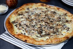 Funghi (Mushroom Pizza) Ⓥ